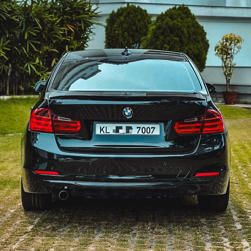 BMW 320D thumbnail 3